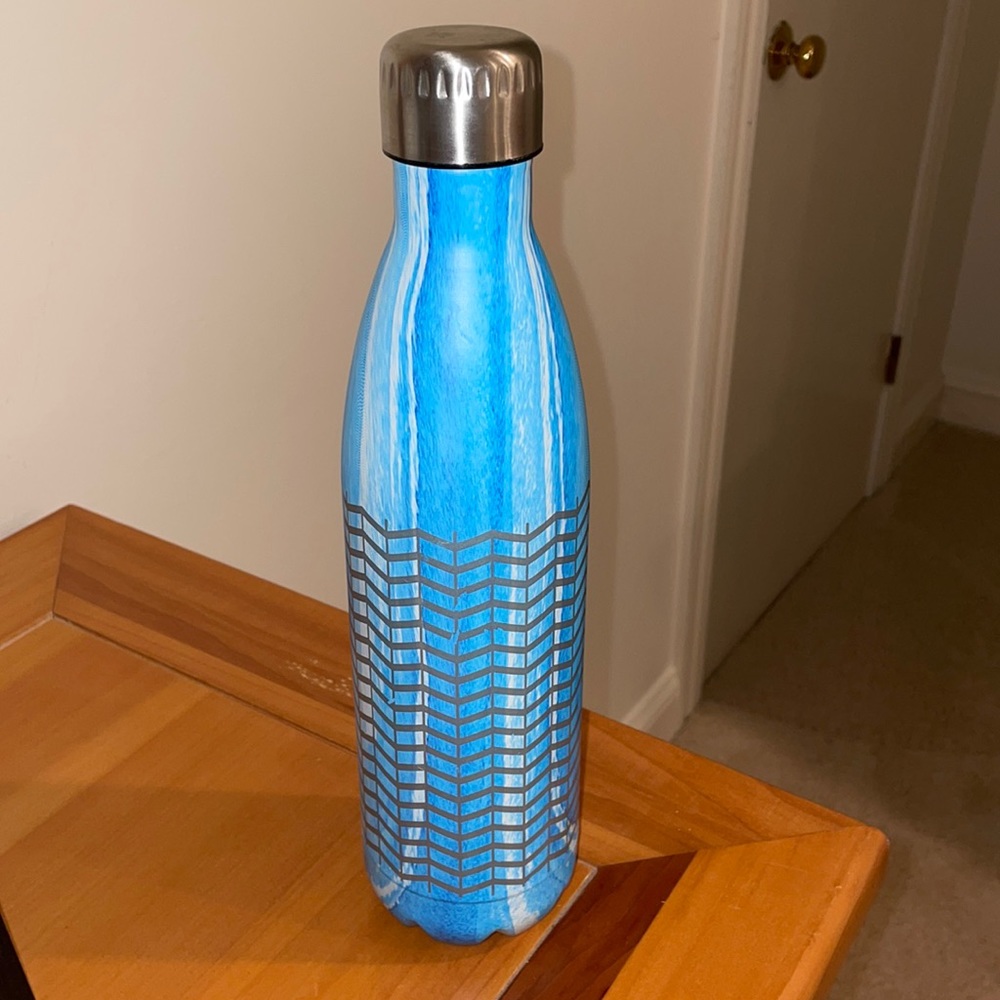 SWELL water bottle